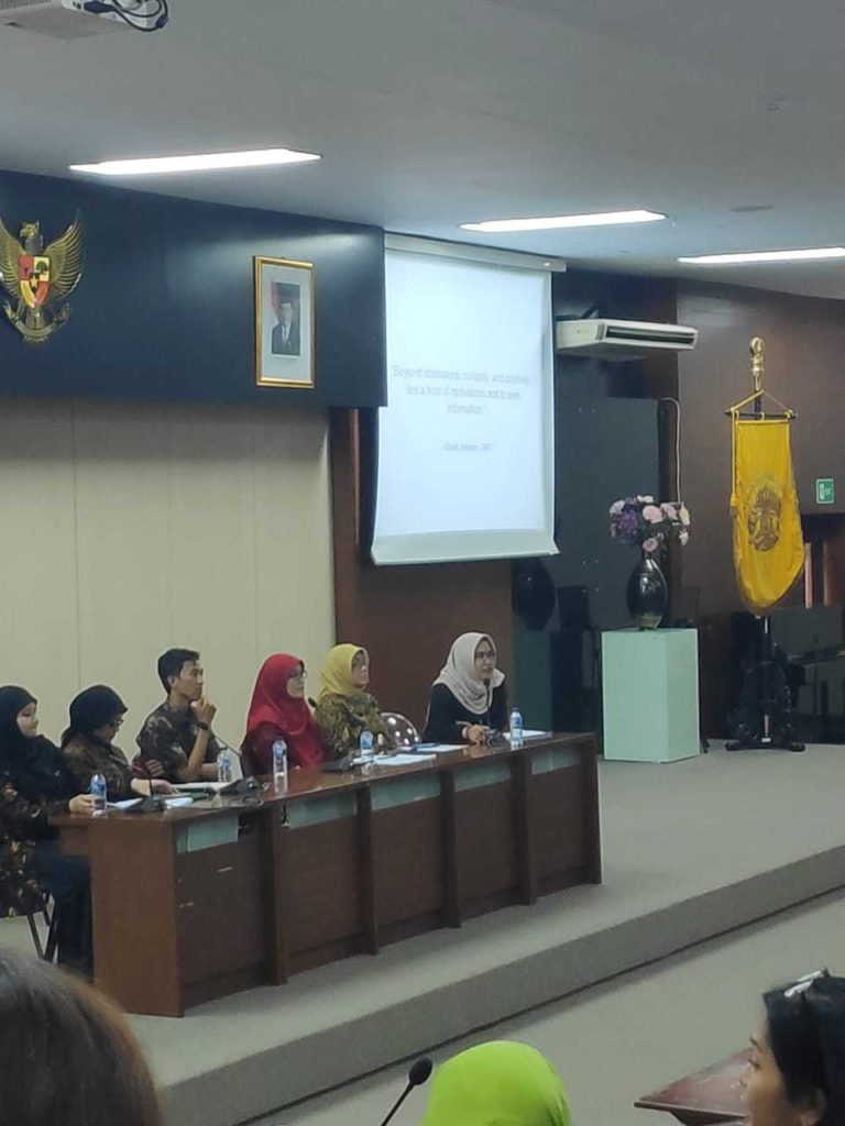 Presentasi Panel Lokakarya Ilmiah Nasional